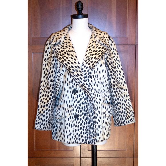 Morocco Jackets & Blazers - VINTAGE 60's Faux Leopard Coat from "Morocco Styled by Fairmoor"